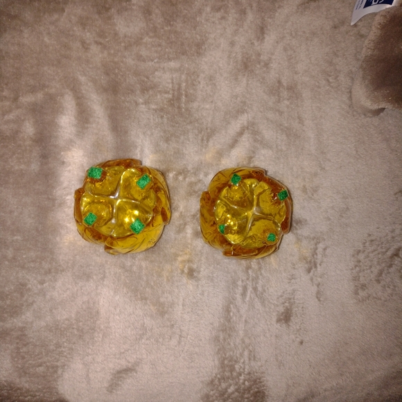 Set of 2 4 footed retired partylite fall oak leaf votive holders. - Picture 4 of 5